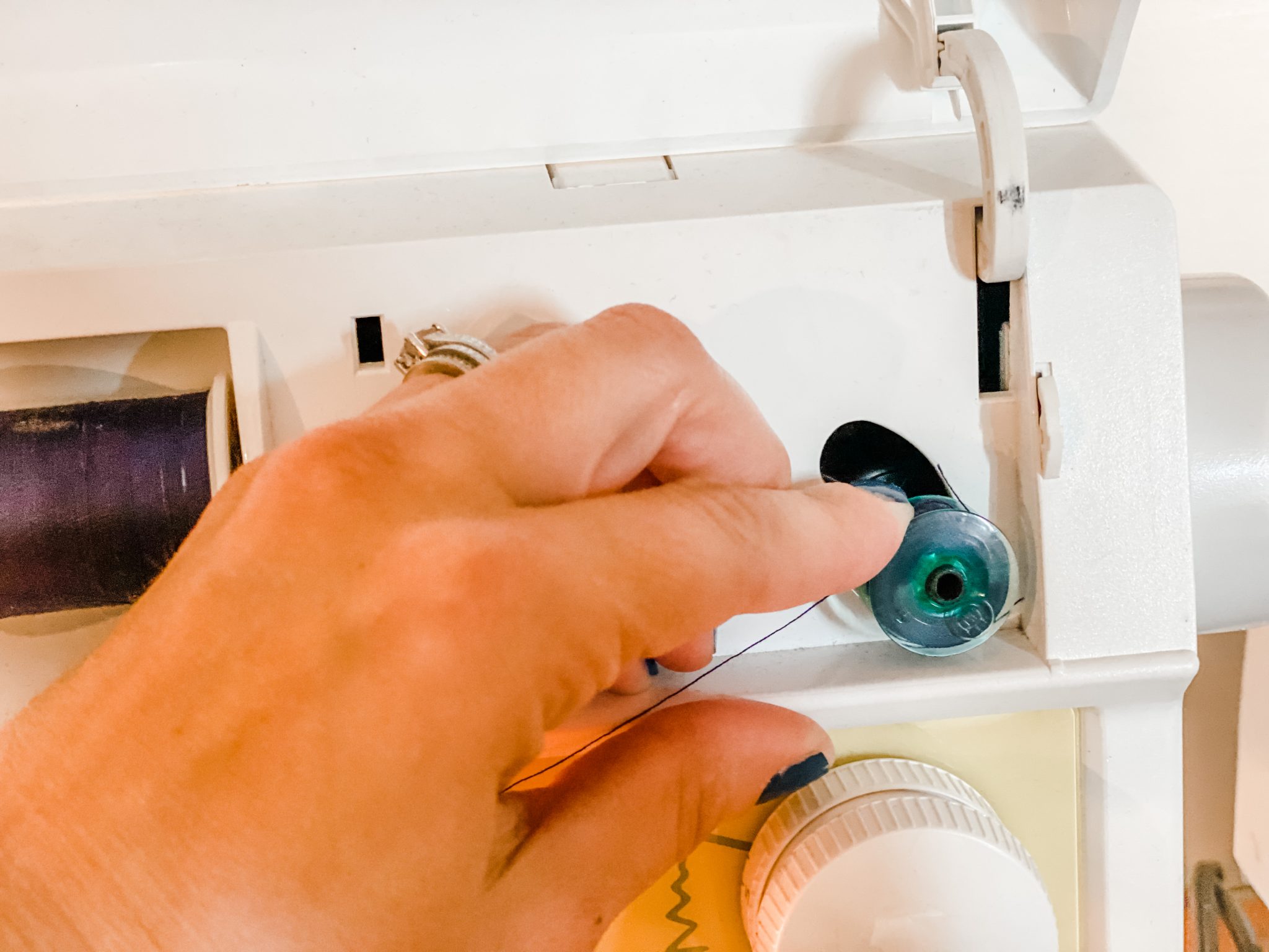 Threading a Sewing Machine How to Sew Lesson 2 Hearty Sol