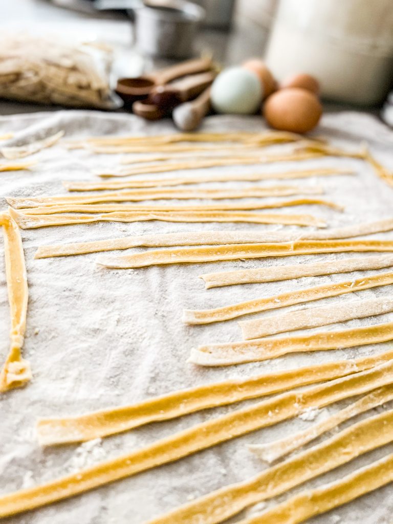 drying egg noodles