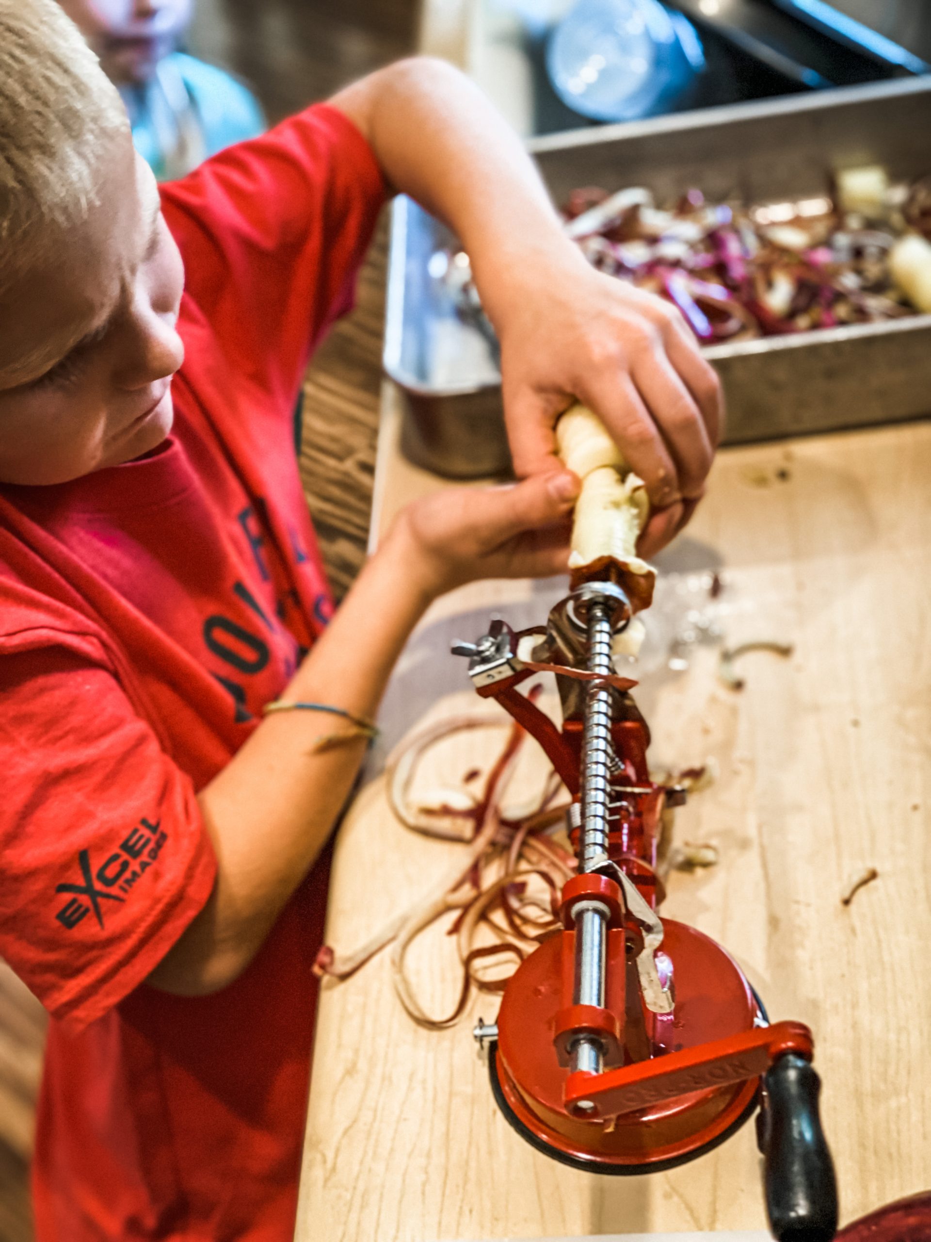 How to Make Homemade Instant Pot Applesauce with Red Hots Hearty Sol