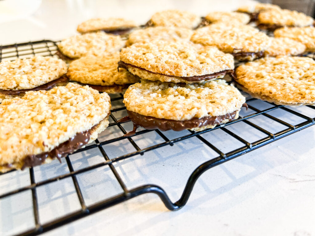 Grandma's Lace Cookies Recipe