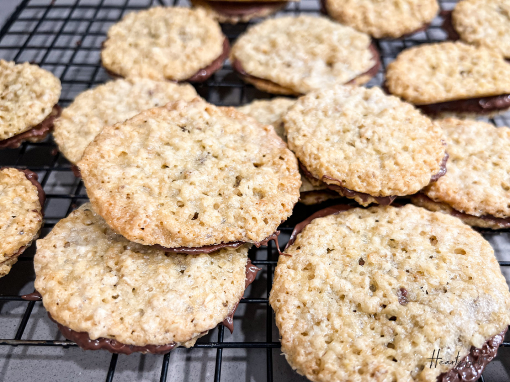 Grandma's Lace Cookies Recipe