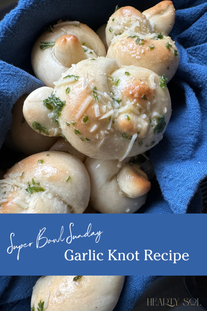 Garlic Knot Pin 