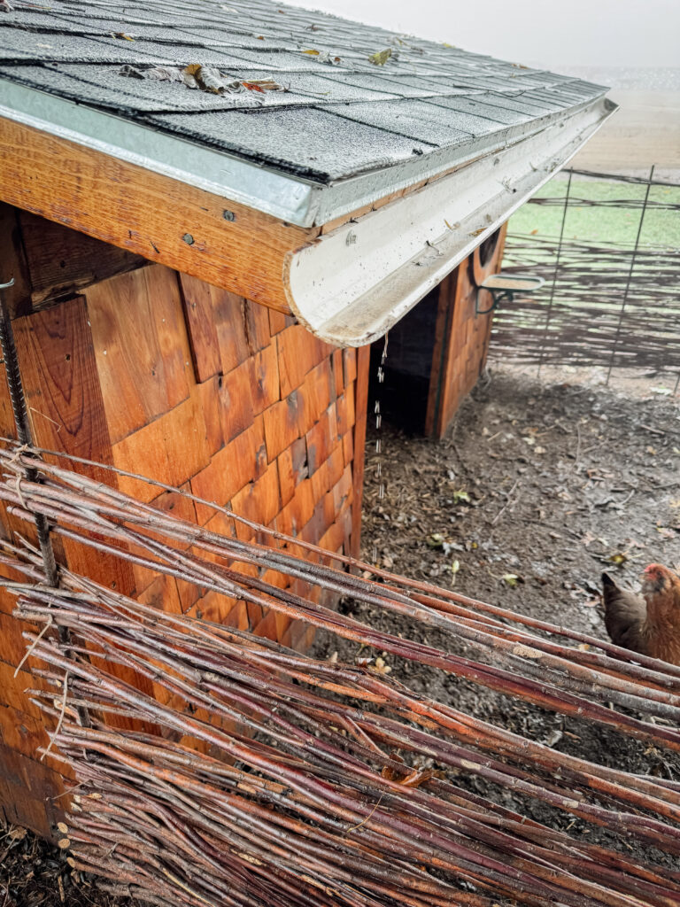 pvc pipe gutter