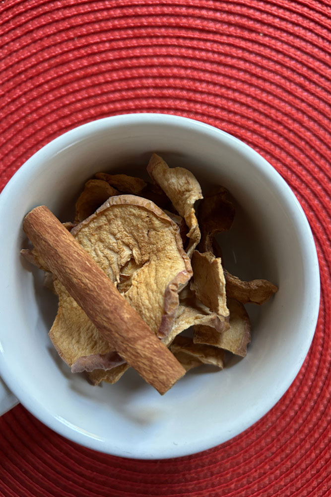 3 Ingredient Dry Apple Tea | A Favorite Fall Tea - Hearty Sol