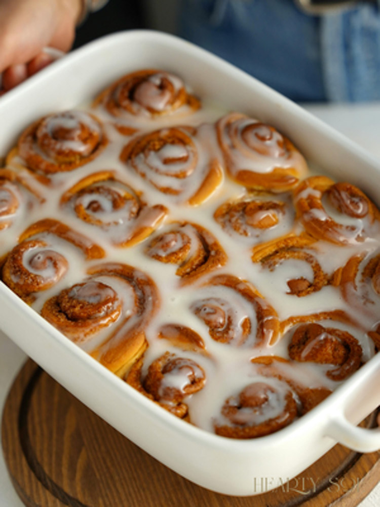 sourdough cinnamon rolls